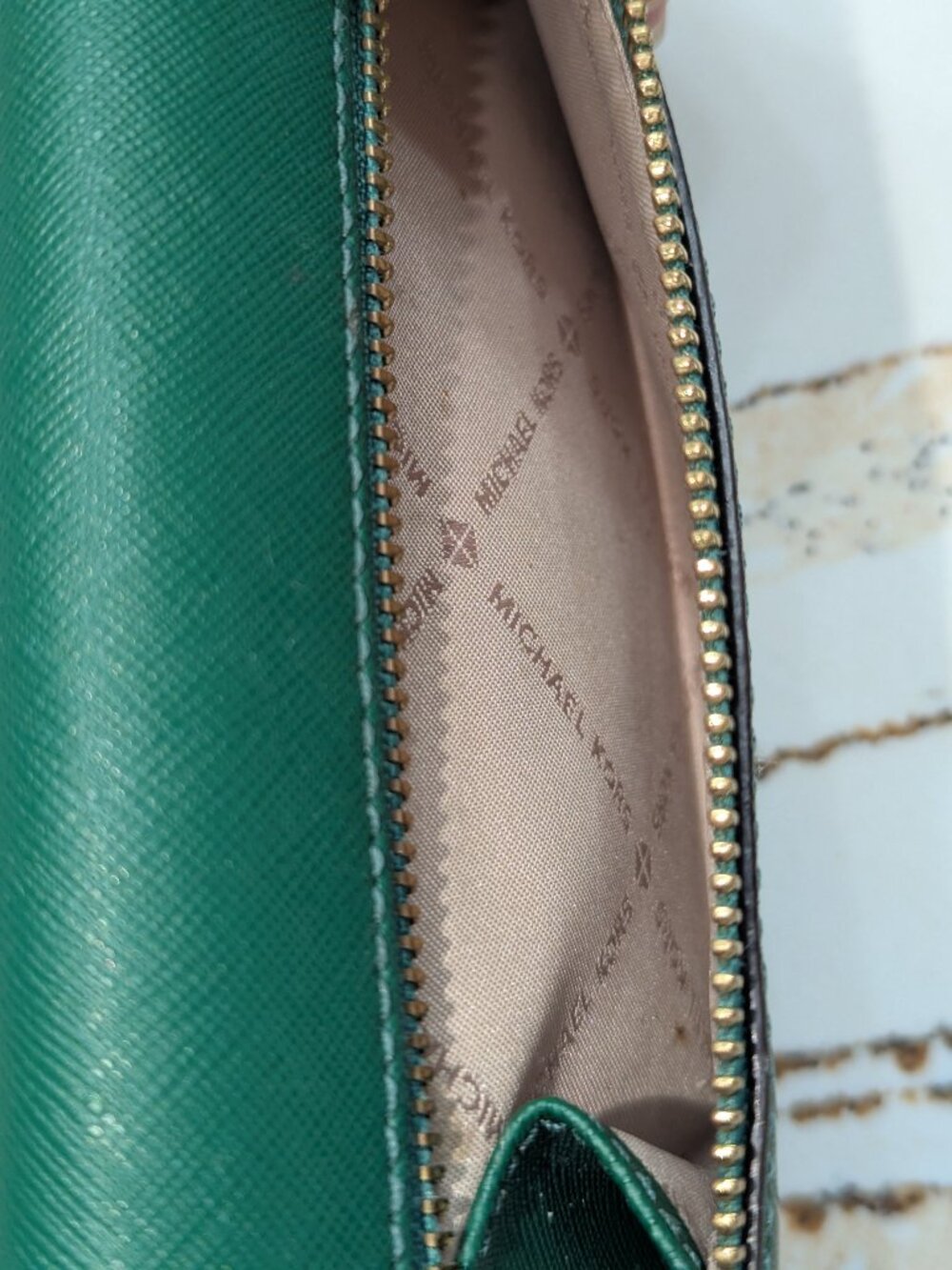 Michael Kors Forest Green long wallet, EUC - Picture 2 of 8